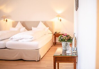 Double Room Gold