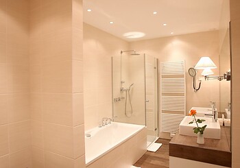 Double Room Gold