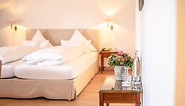 Double Room Gold